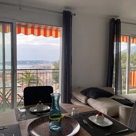 4 Personnes Avec Magnifique Vue Apartamento