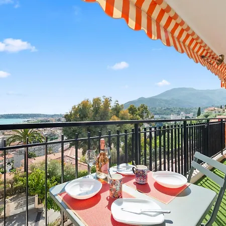 4 Personnes Avec Magnifique Vue * Menton